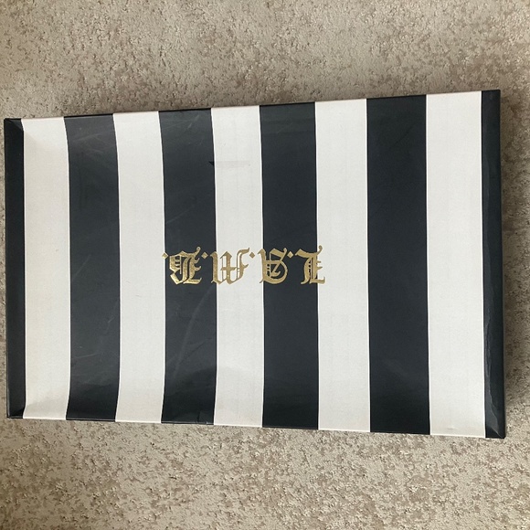 L.A.M.B. Gwen Stefani Vincent Platform Boots Dark Green Size 8 NEW - Picture 3 of 16